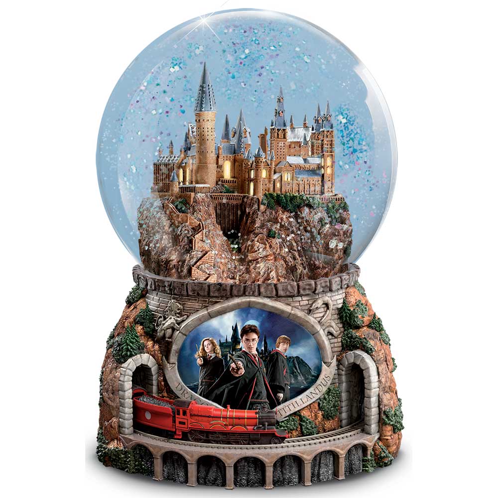 Harry Potter Journey to Hogwarts Water Globe Snowdome Bradford Exchange