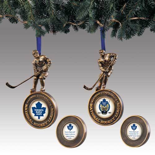 Bronze Hockey Player Toronto Maple Leafs Ornament - Bradford Exchange