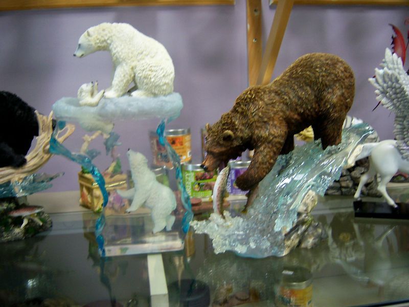 Grizzly Bear - Suanti Galleries - LAST ONE Collectible Animal Figurine SALE