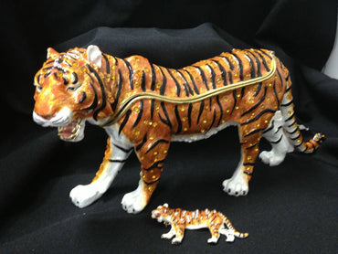 Tiger Large Treasures Trinket Box with Brooch / Pendant