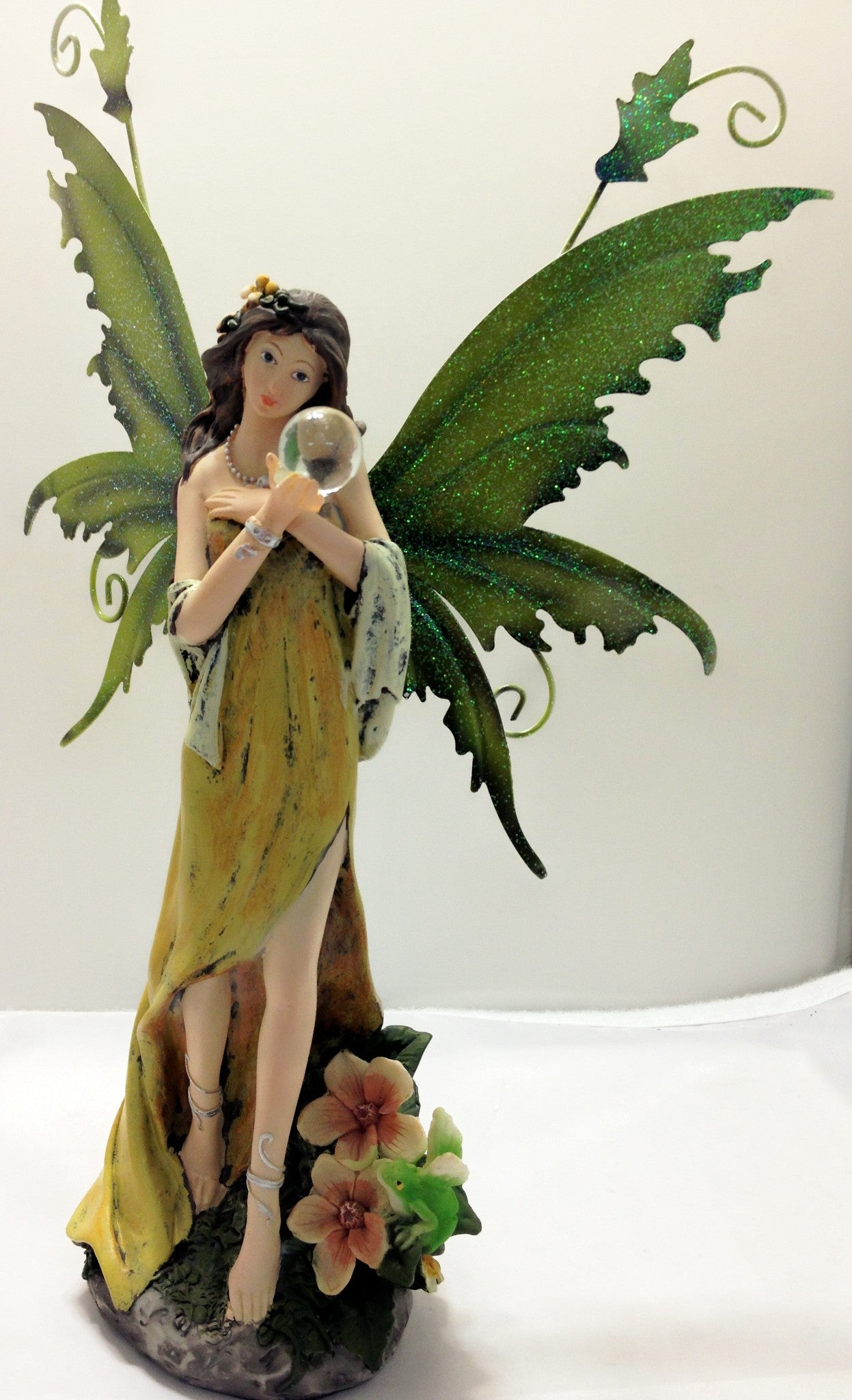 Legends of Avalon Fairy Figurine FYP 45 Yellow Fairy with Crystal Ball