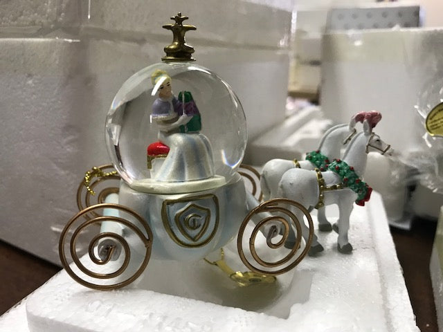 Cinderella Carriage Water Globe Disney Castle Collection / an Ornament