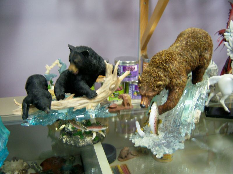 Black Bear - Suanti Galleries - Collectible Animal Figurine