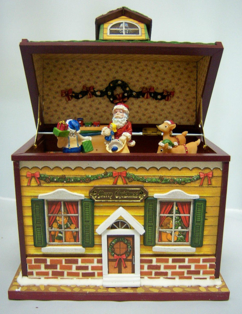 Christmas House with Santa San Francisco Music Box