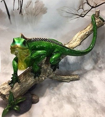 Green Lizard on Branch Reptile Figurine - Collectible Animal Figurine