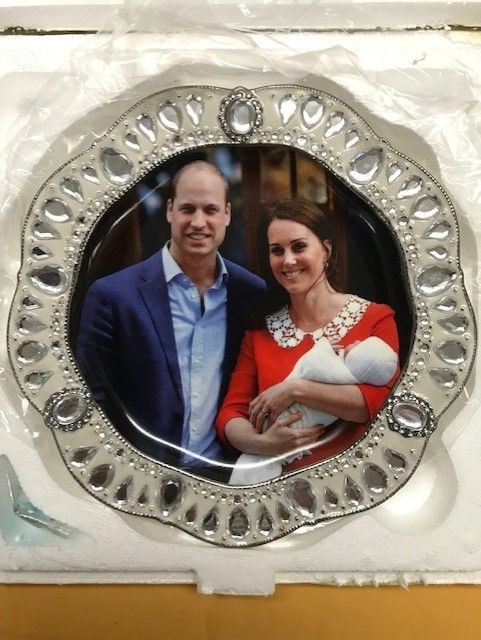 Prince of Cambridge Louis Royal Plate Prince William Princess Catherine Baby