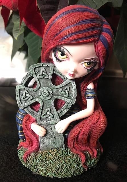 Strangely Lonely Strangeling Figurine - Jasmine Becket-Griffith Fantasy Stature