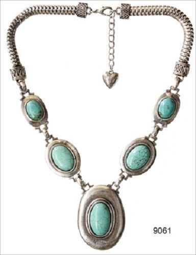 Turquoise Pendant on Silver Colour Chain Necklace Fashion Jewellery 9061