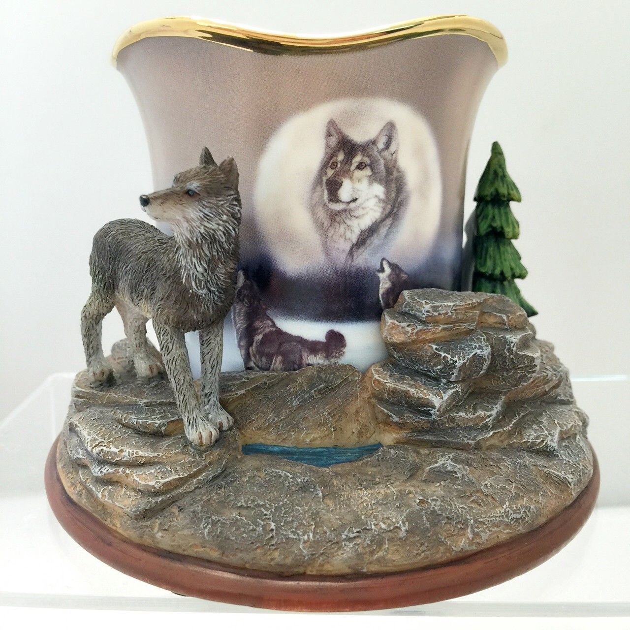 Valiant Protector Wolf Candle holder Bradford Exchange