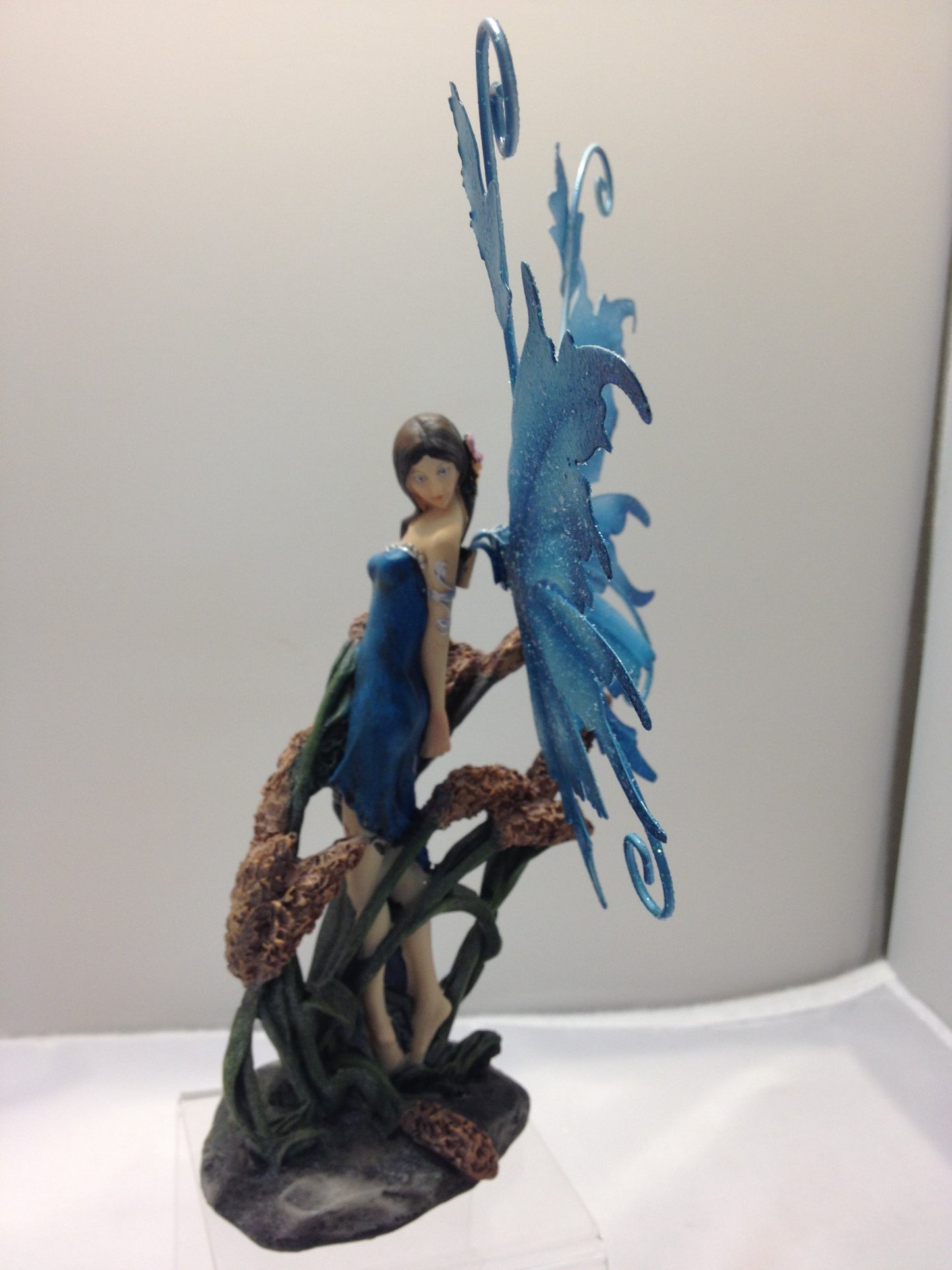 Legends of Avalon Fairy Figurine FYP Fairy in Bullrushes