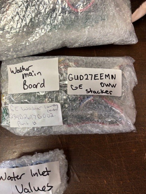 GE - GUD027EEMN0WW Laundry Center ( Washer Main Control Board ) 234D2617G002